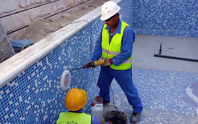 Expert swimming pool cleaning services in Pondicherry ensuring clean, safe, and well-maintained pools.